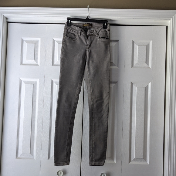 Jeans - Picture 1 of 1